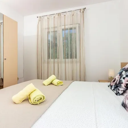 Mandalina House Apartment