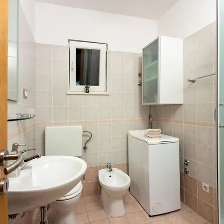 Mandalina House Stari Grad