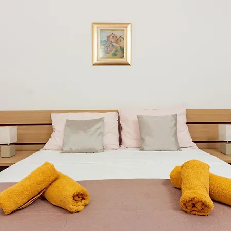Mandalina House Apartman *